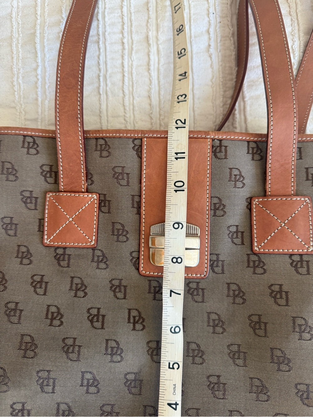 Vintage Dooney & Bourke monogram canvas tote bag leather classic - Picture 12 of 12